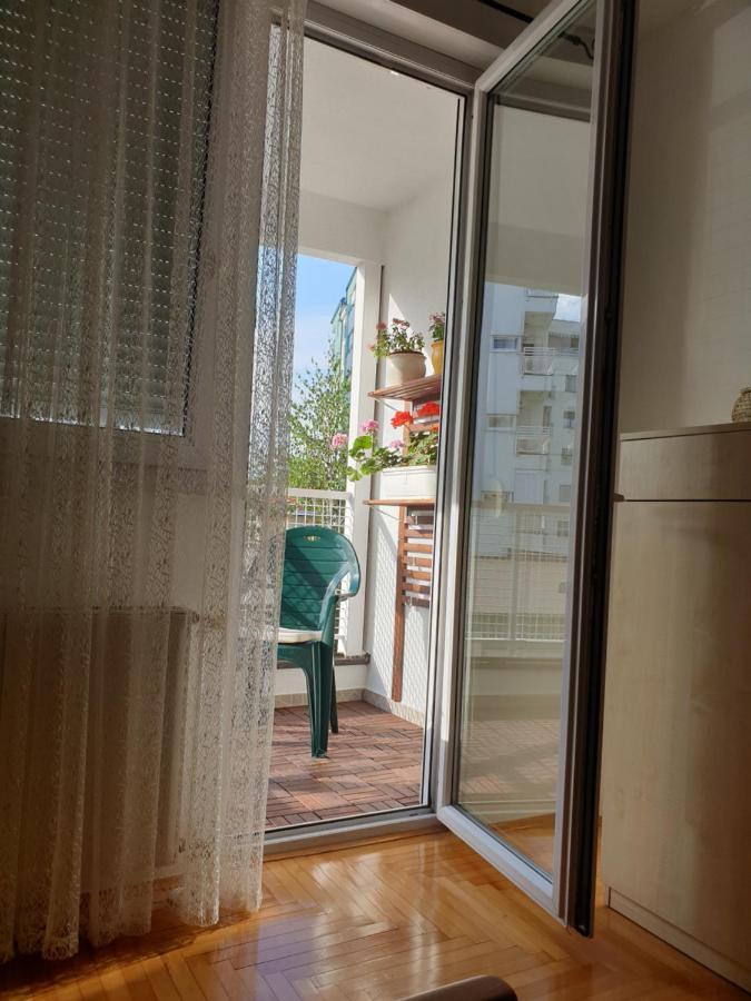 Stan Na Dan "Irina" Banja Luka Apartment Exterior photo