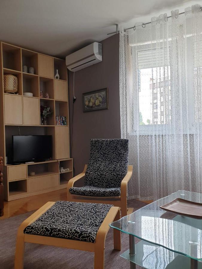 Stan Na Dan "Irina" Banja Luka Apartment Exterior photo